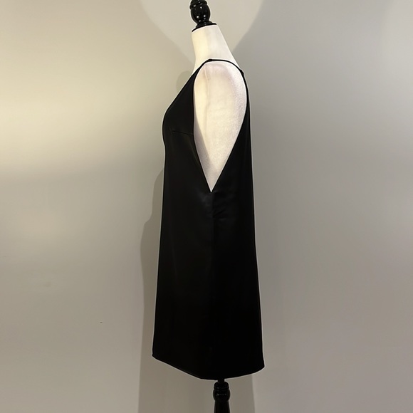 Solace of London Rolson Mini Dress - Picture 5 of 15